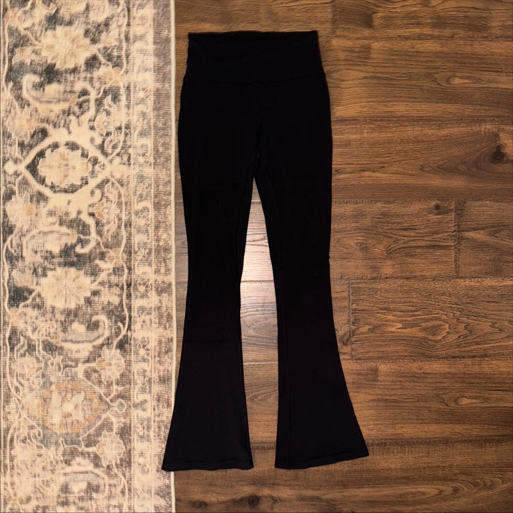 Lululemon Mini-Flare Align Pant